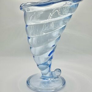 Elegant Blue Glass Vase Rocco made in Italy